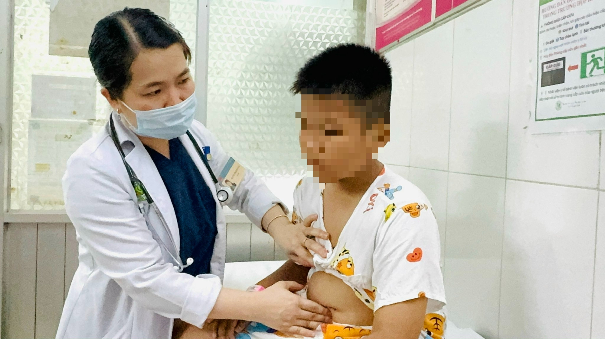 Kết luận của UBND TPHCM về vụ việc nghi ngờ ngộ độc thực phẩm - Ảnh 2.