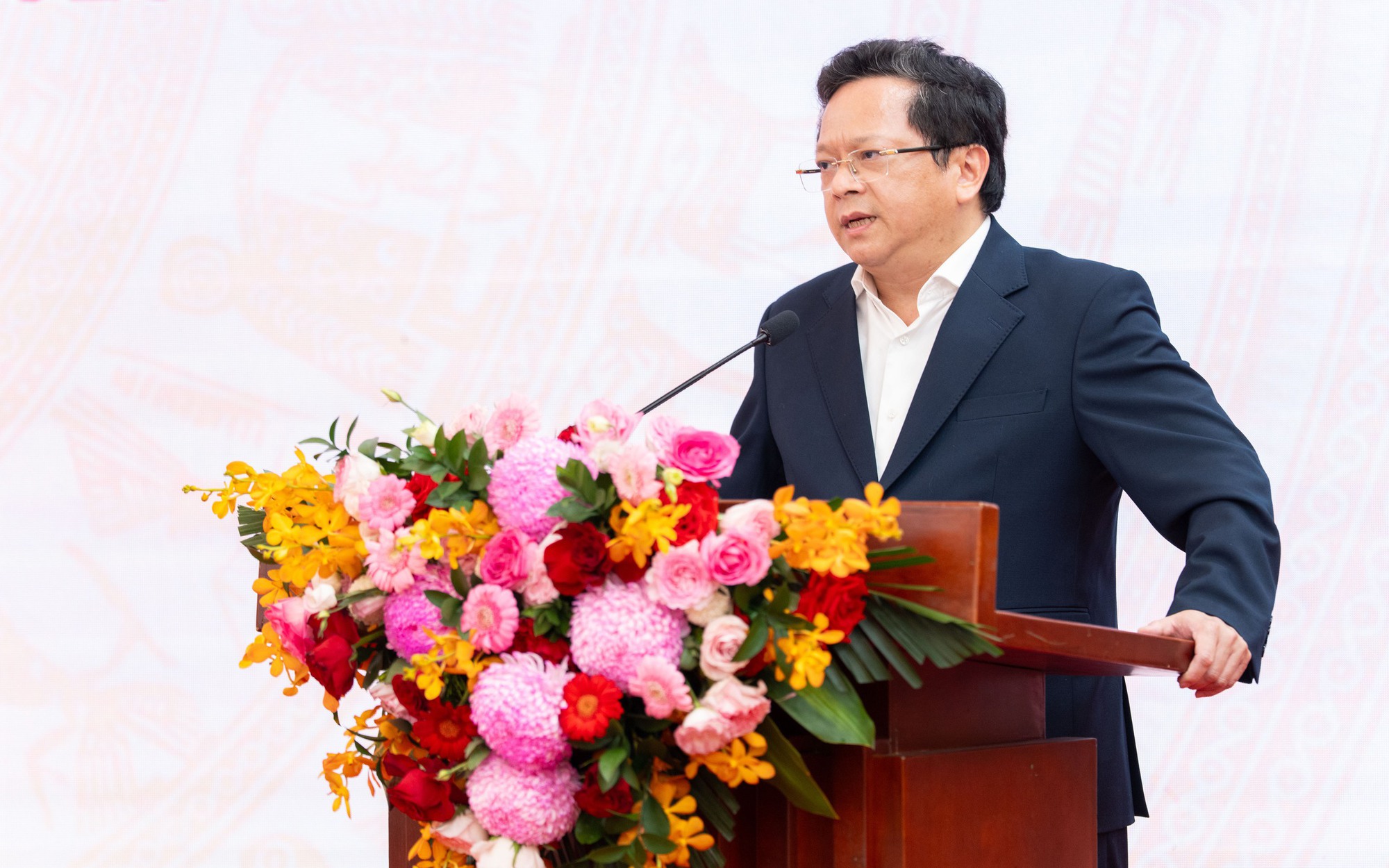 Thúc đẩy cơ chế Nhà nước "đặt hàng" doanh nghiệp tư nhân