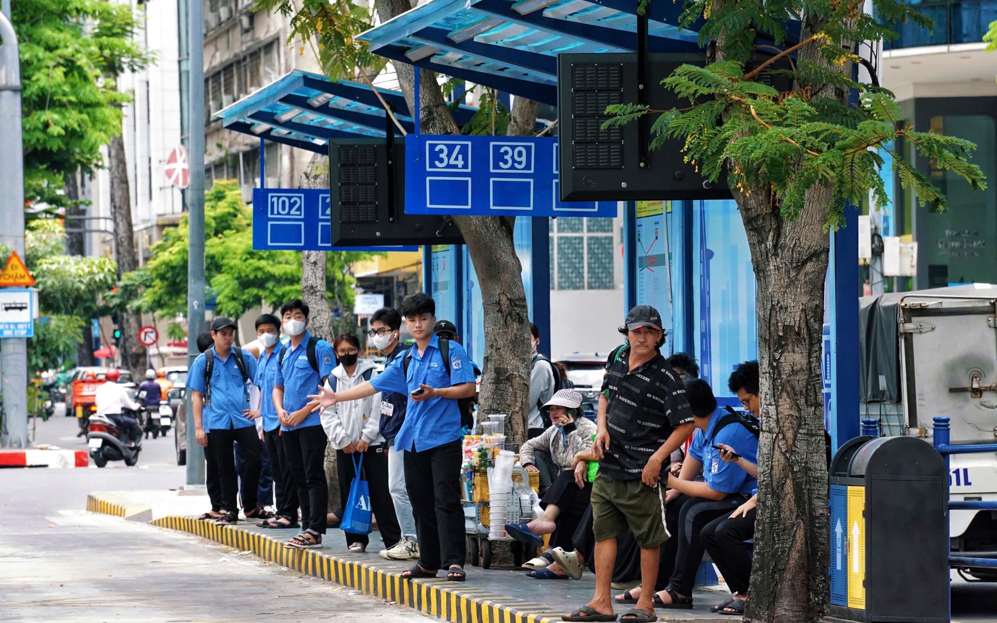 Xe buýt tại TP HCM: Ngoài miễn phí, người dân còn kỳ vọng điều gì?