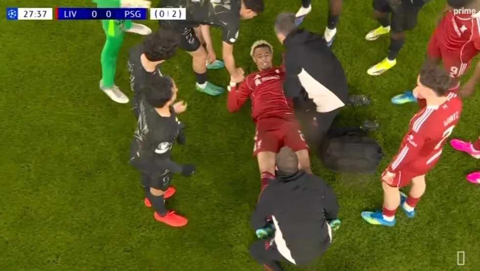 Liverpool “thiệt đơn thiệt kép” ở Champions League - Ảnh 2.