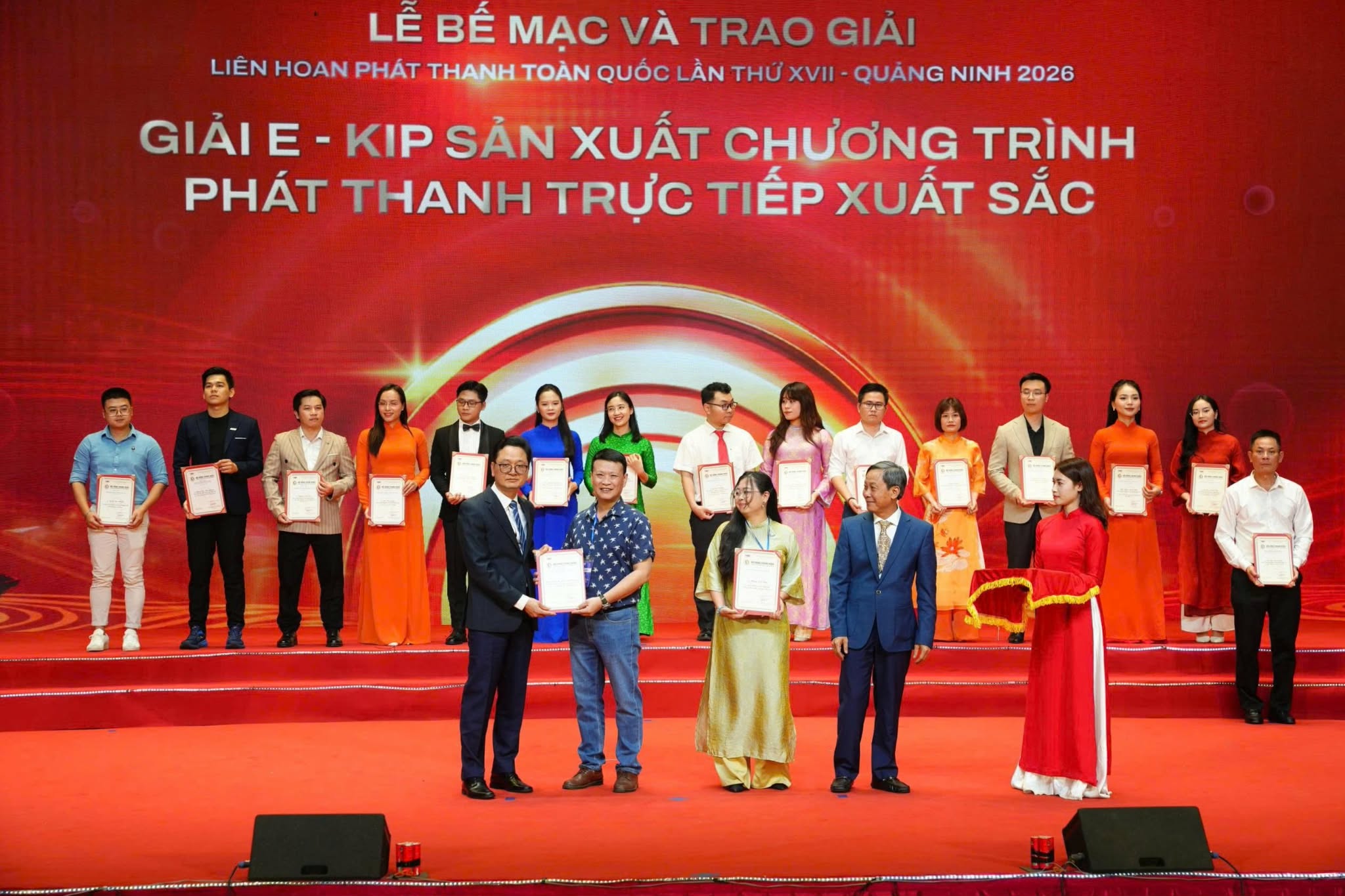 VOV3 bùng nổ tại Liên Hoan Phát Thanh 2026 với "Giao cảm": Cú đúp giải thưởng đầy Ấn tượng - Ảnh 2.