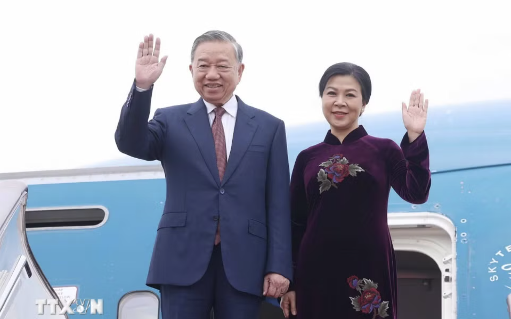 Tổng Bí thư, Chủ tịch nước Tô Lâm và Phu nhân bắt đầu thăm cấp Nhà nước đến Trung Quốc
