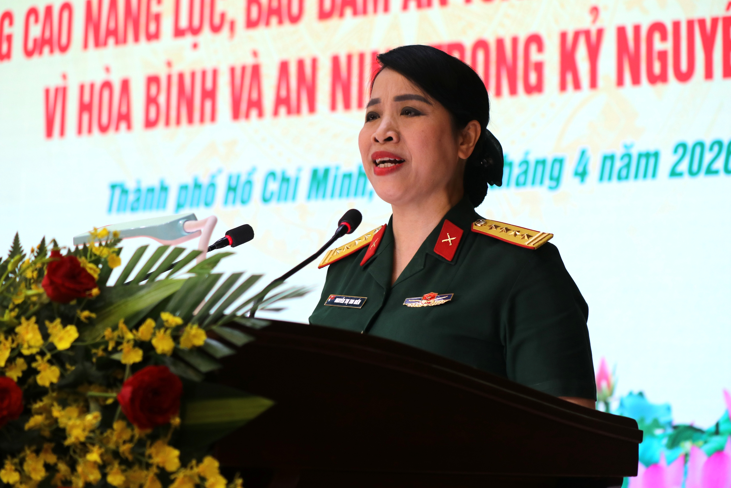 N&acirc;ng cao năng lực số, bảo đảm an to&agrave;n cho phụ nữ Qu&acirc;n đội trong kỷ nguy&ecirc;n số - Ảnh 3.