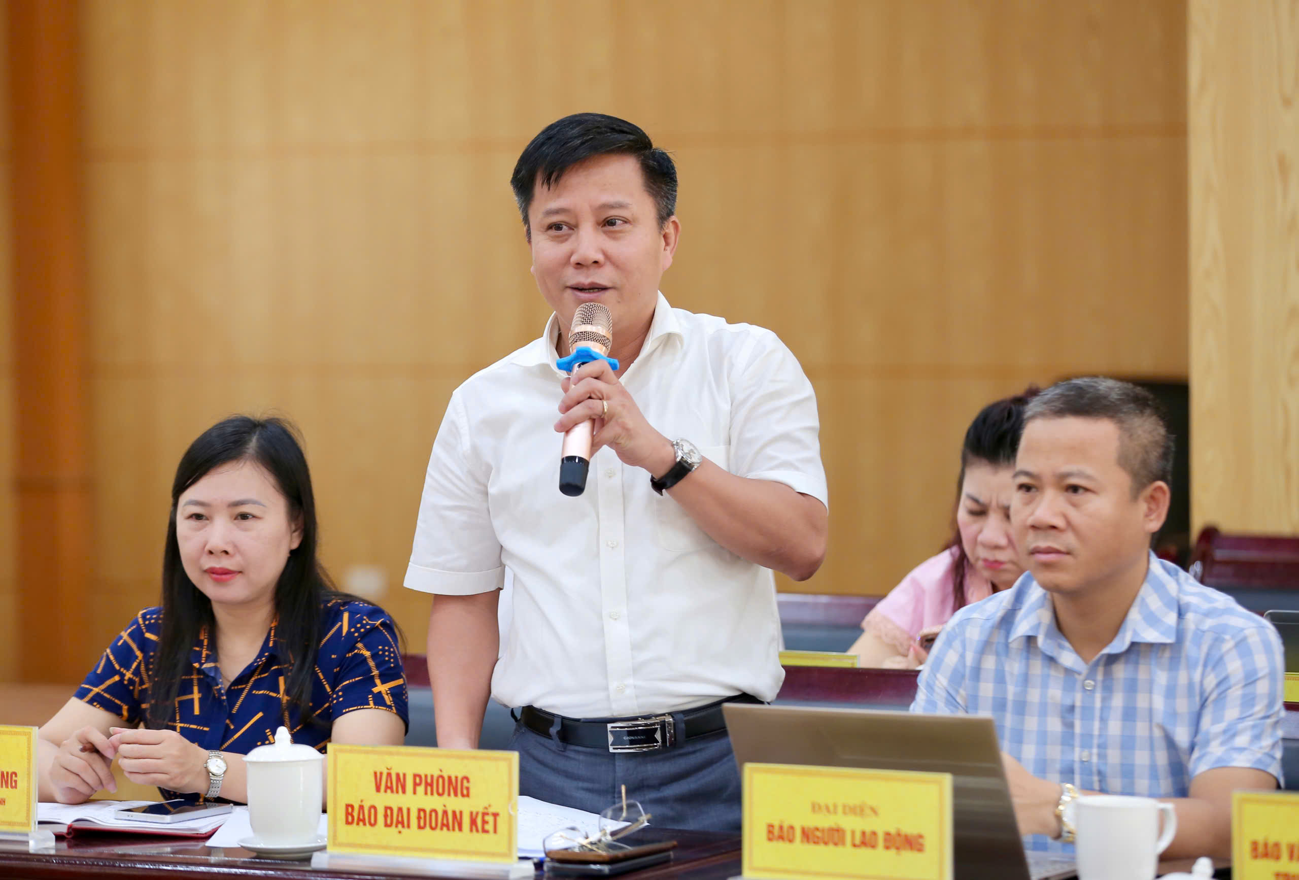 Triển khai Giải b&aacute;o ch&iacute; "V&igrave; sự nghiệp Đại đo&agrave;n kết to&agrave;n d&acirc;n tộc" lần thứ XVII - Ảnh 2.