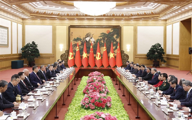 Vietnam, China pledge to elevate bilateral relations in new phase