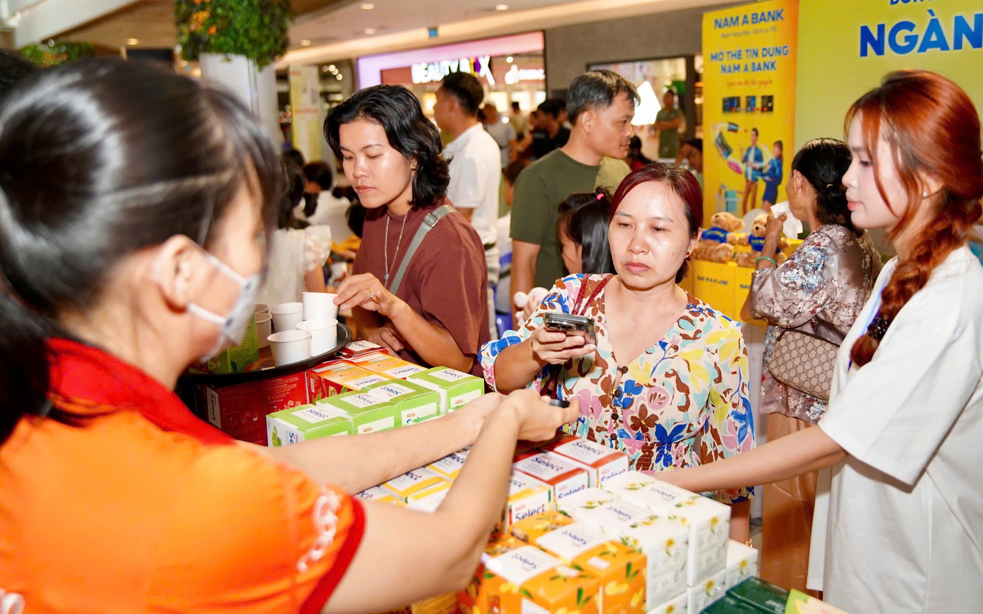 Giá cà phê hôm nay 18-4: Giảm tiếp, bất chấp Brazil xuất khẩu thấp nhất 8 năm qua - Ảnh 2.