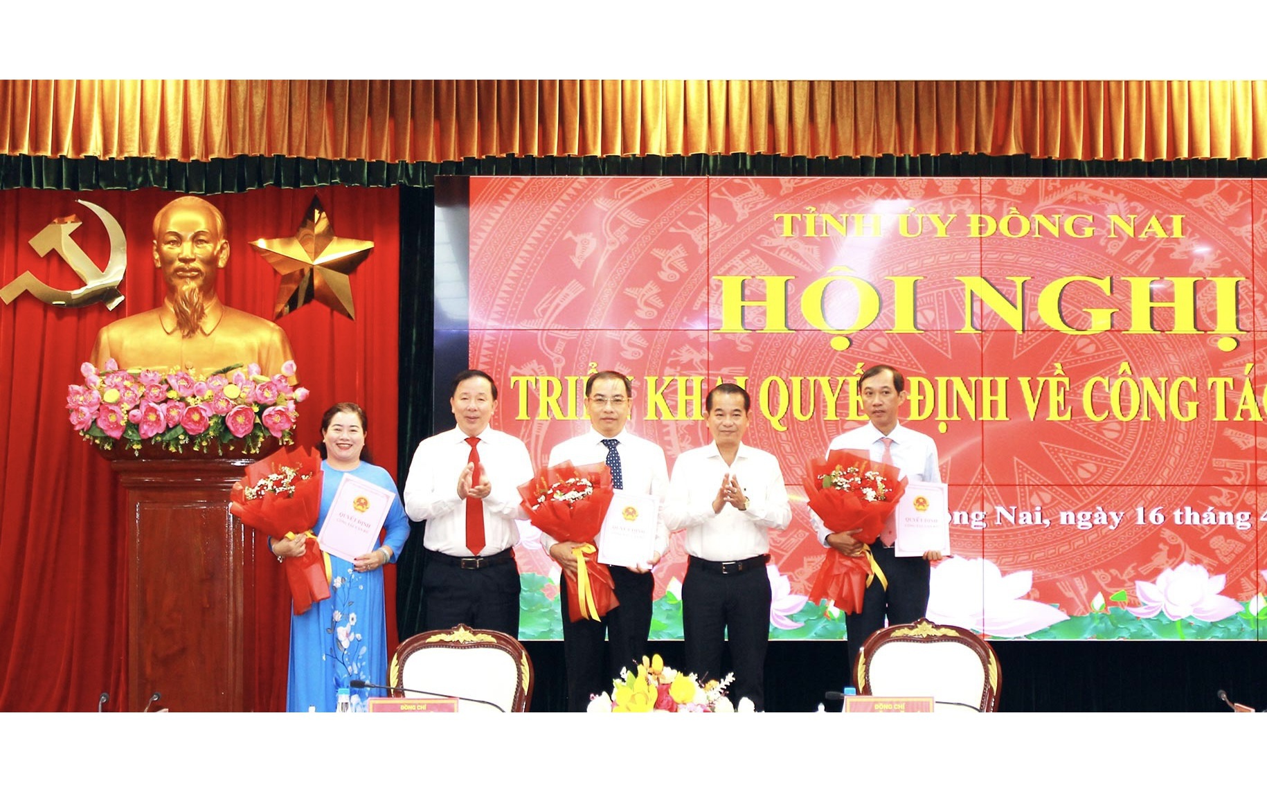 Công bố các quyết định về công tác cán bộ ở Đồng Nai