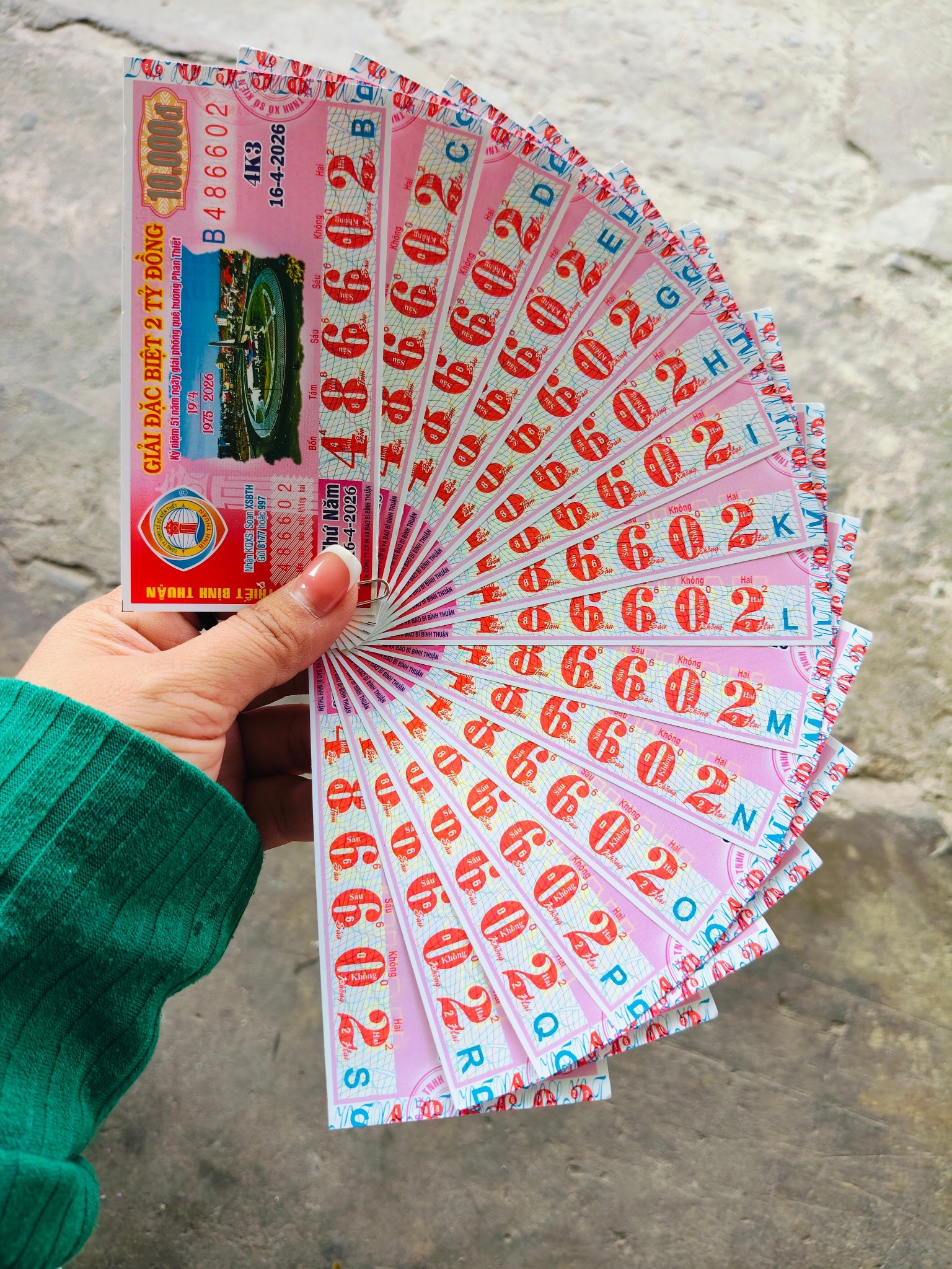 Chiều 16-4, nhiều người ở TPHCM, Tây Ninh và An Giang trúng thưởng xổ số miền Nam - Ảnh 4.