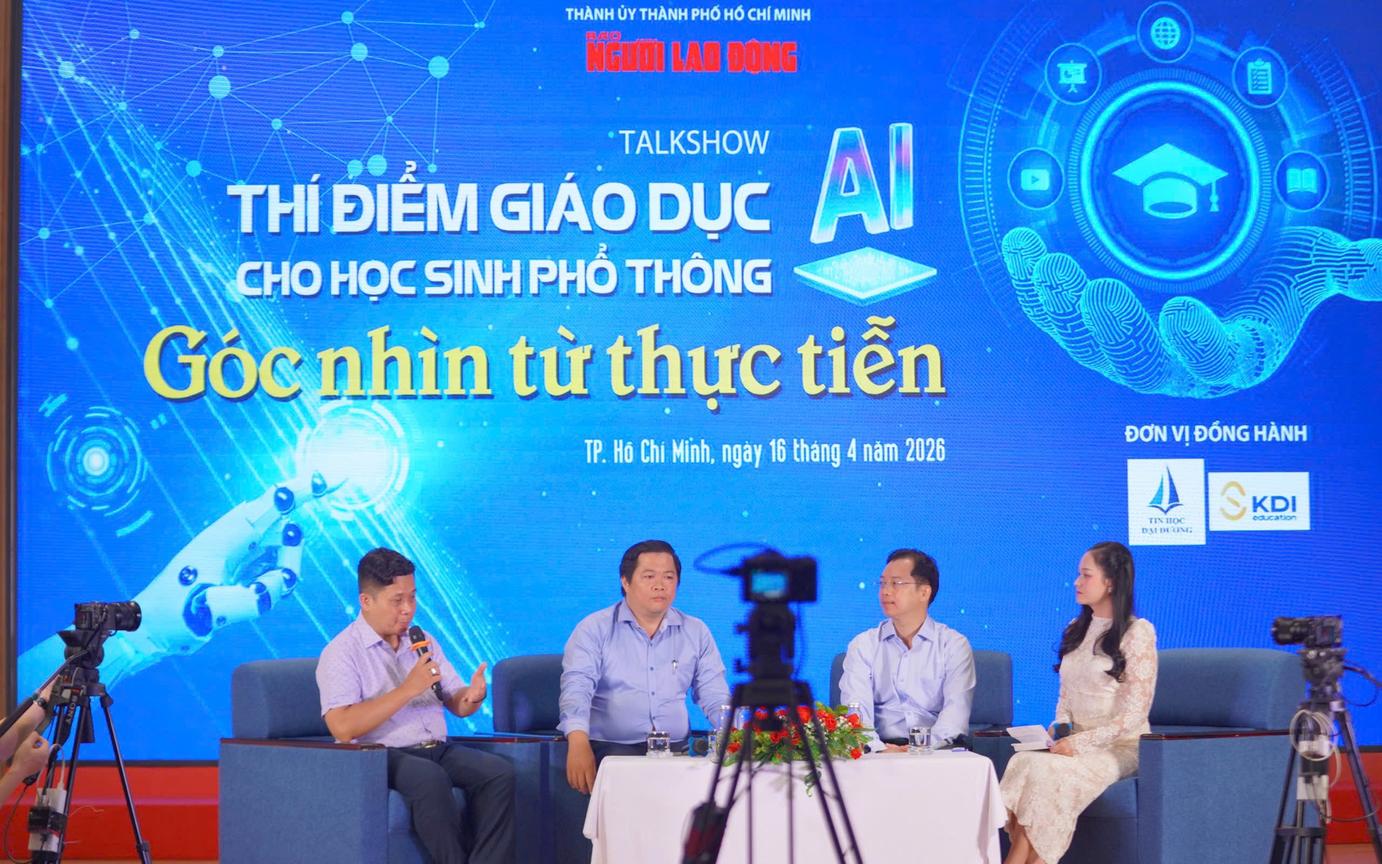 Thí điểm giáo dục AI cho học sinh phổ thông sao cho phù hợp?