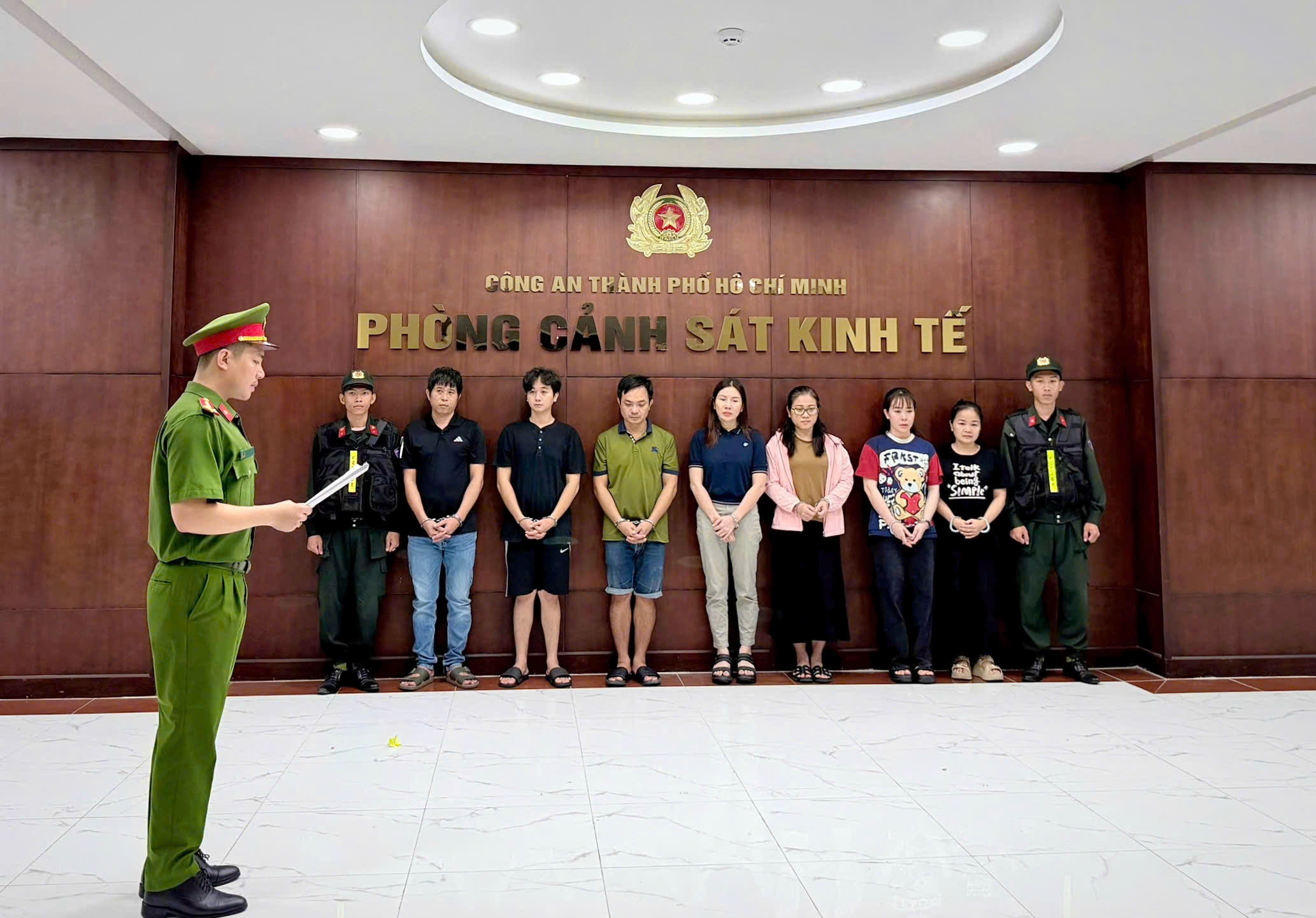 Chuyện chưa kể về chuyên án một năm ròng rã của Công an TPHCM - Ảnh 1.