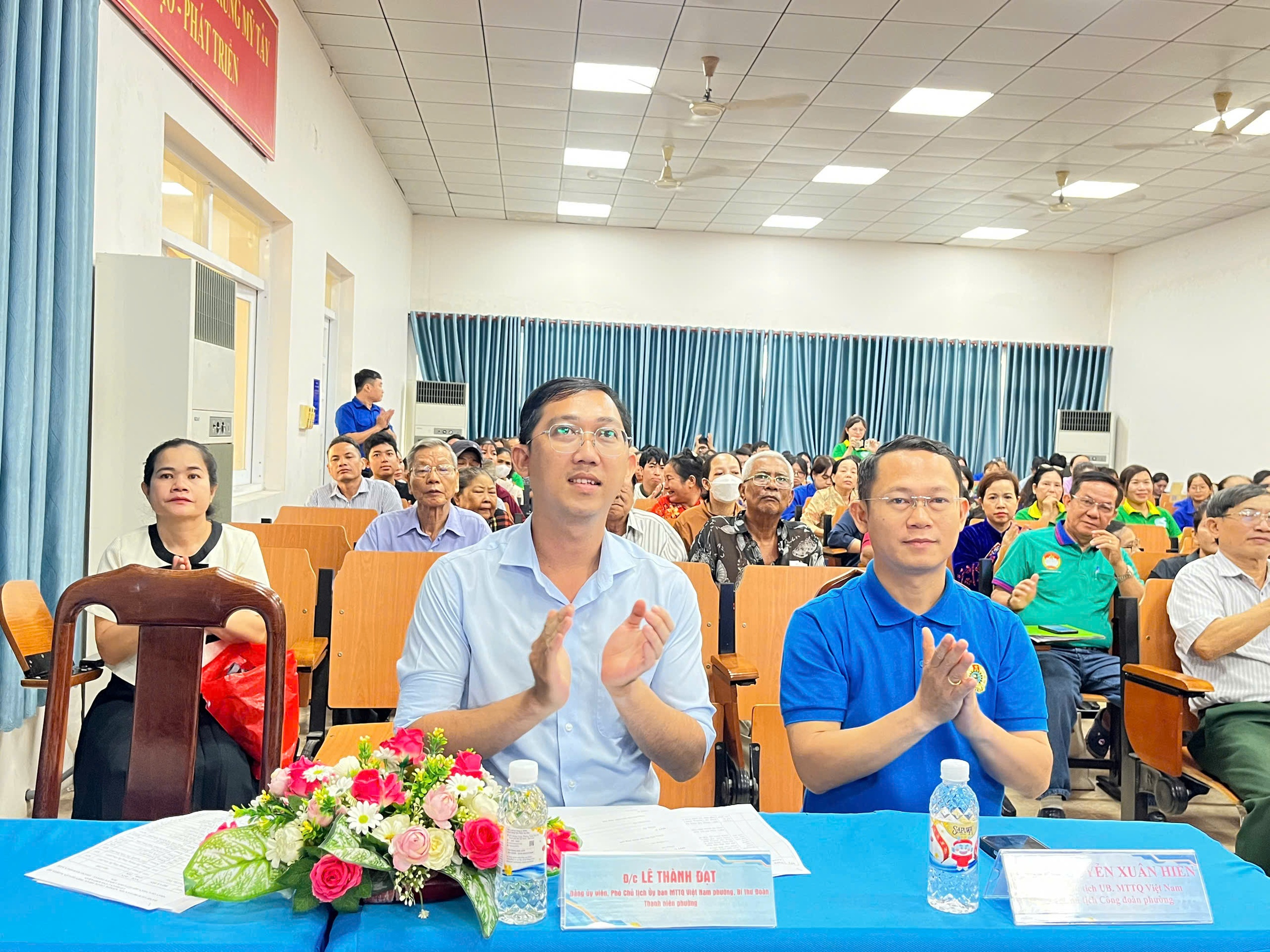 Sôi nổi các hoạt động chào mừng Ngày Văn hóa các dân tộc Việt Nam - Ảnh 1.