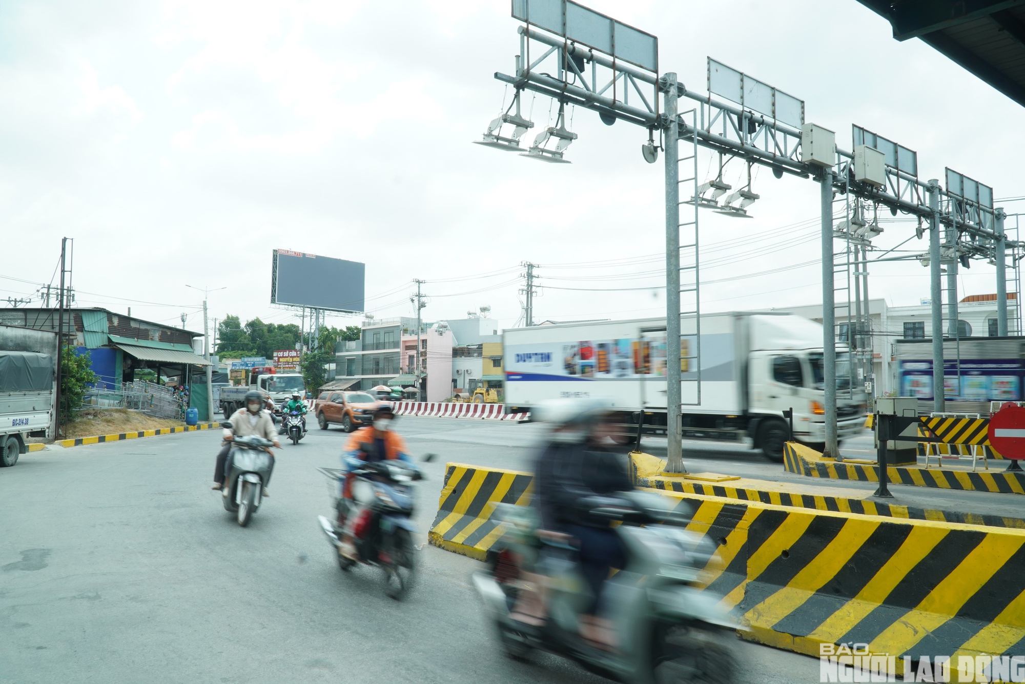 Giao thông Lái Thiêu TPHCM hỗn loạn , nguy cơ tai nạn gia tăng năm 2026 - Ảnh 11.