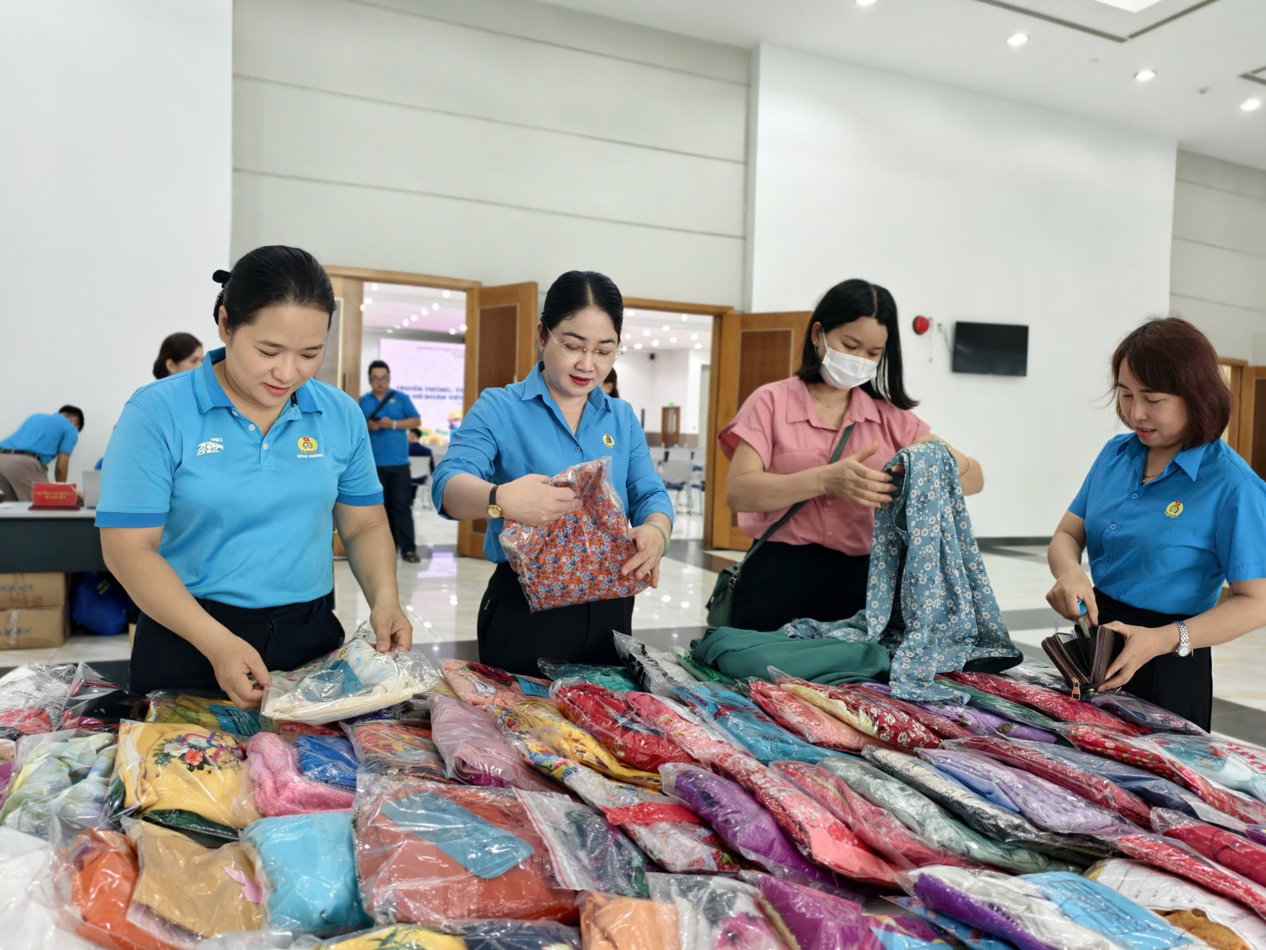Hơn 250 nữ công nhân TP HCM được khám sức khỏe sinh sản miễn phí trong năm 2026 - Ảnh 6.