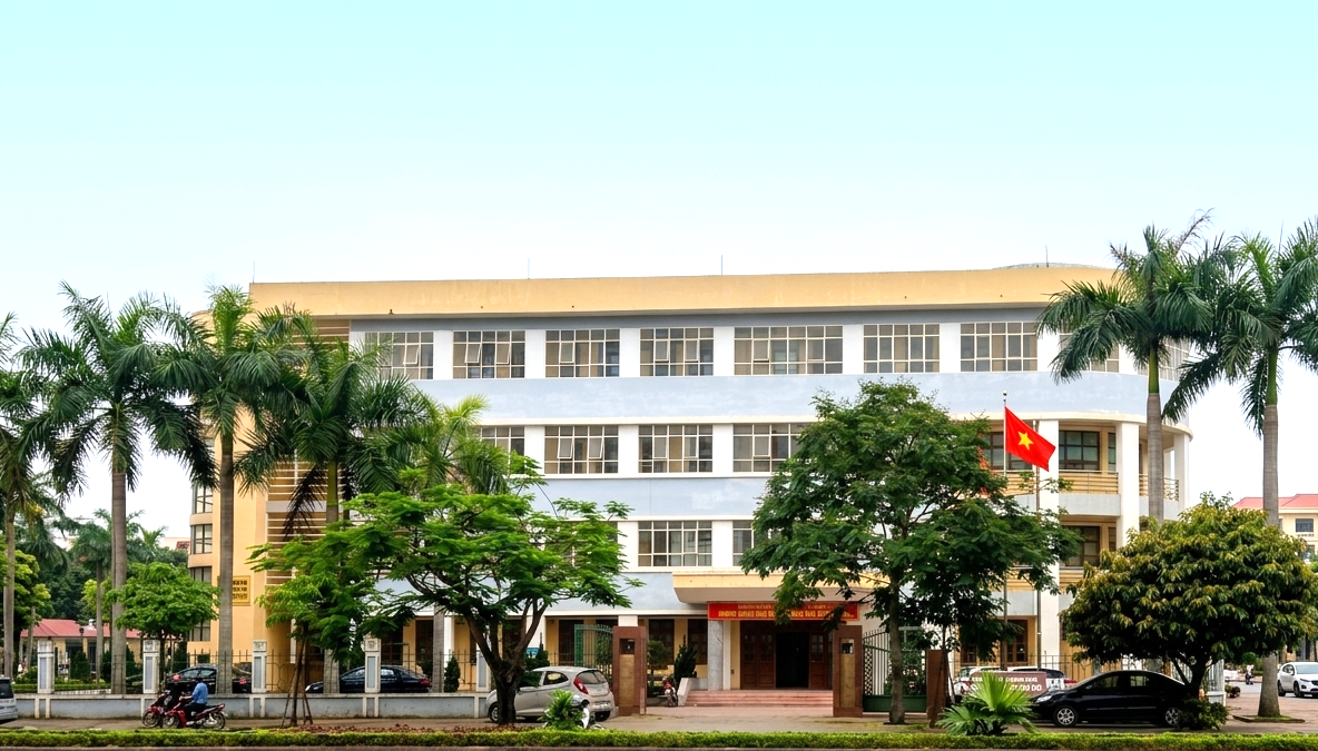 Gi&aacute;o vi&ecirc;n hợp đồng lo hẹp cửa v&agrave;o bi&ecirc;n chế v&igrave; c&aacute;ch t&iacute;nh &ldquo;12 th&aacute;ng tập sự&rdquo; - Ảnh 1.