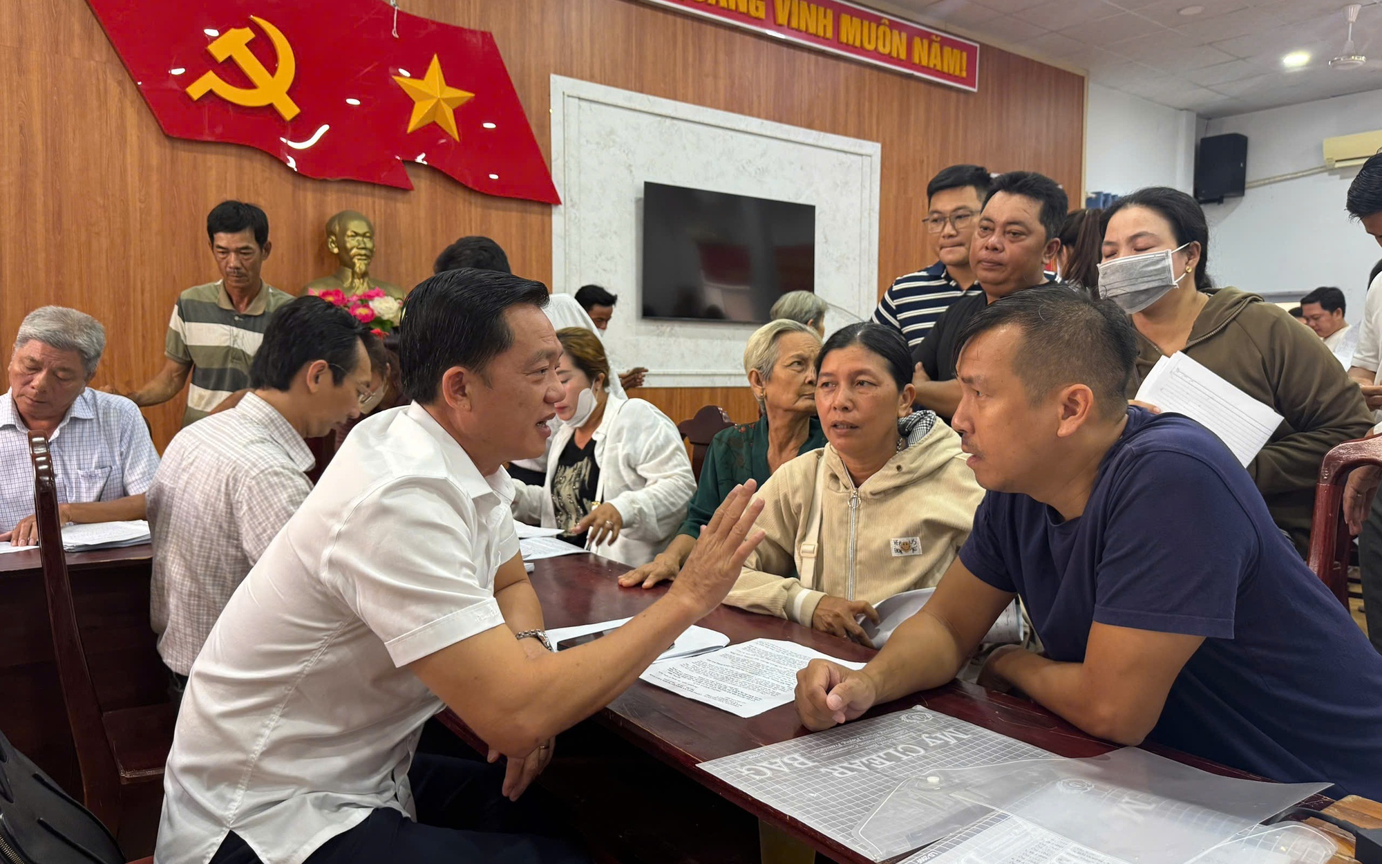 Bí thư đặc khu Phú Quốc chỉ đạo quyết liệt giải phóng mặt bằng cho APEC 2027 - Ảnh 2.