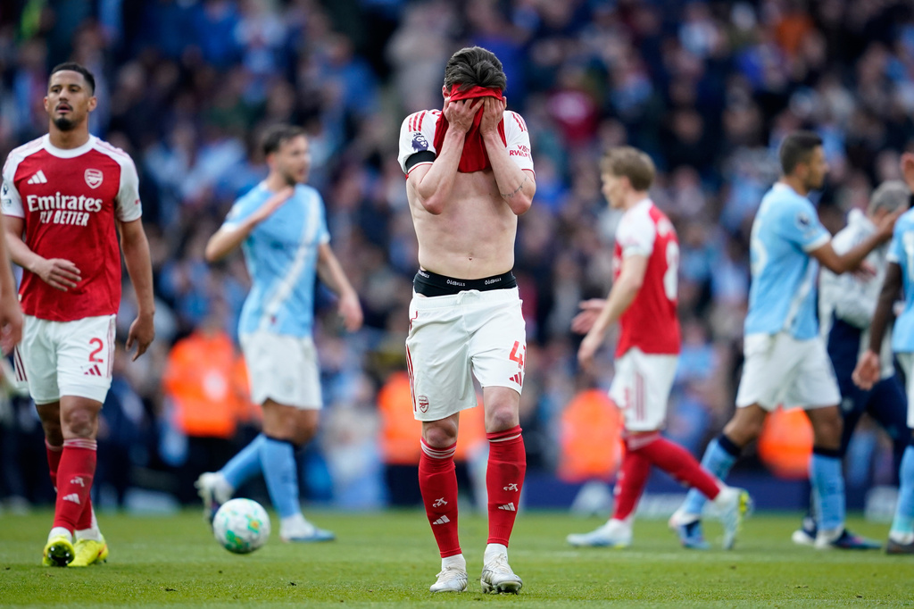 Manchester City phả hơi nóng vào gáy Arsenal sau chiến thắng nghẹt thở - Ảnh 2.