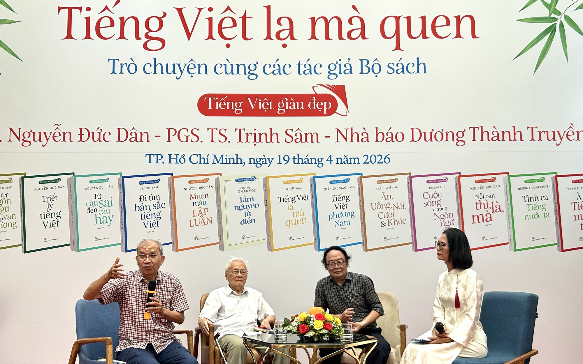 "Tiếng Việt lạ mà quen" thu hút bạn đọc trẻ