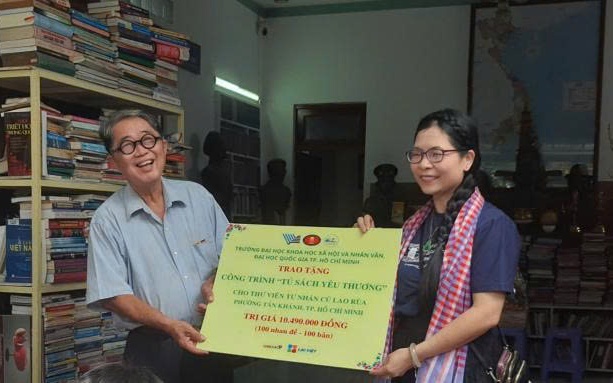 Chương trình “Tủ sách yêu thương” nối nhịp tri thức nơi Cù lao Rùa