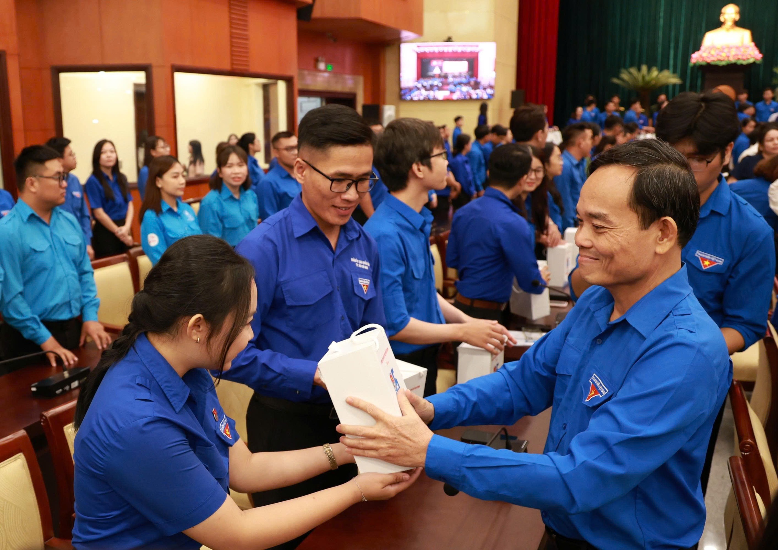 Đối thoại với thanh nhi&ecirc;n, B&iacute; thư Th&agrave;nh ủy TPHCM n&oacute;i về tương lai th&agrave;nh phố - Ảnh 5.