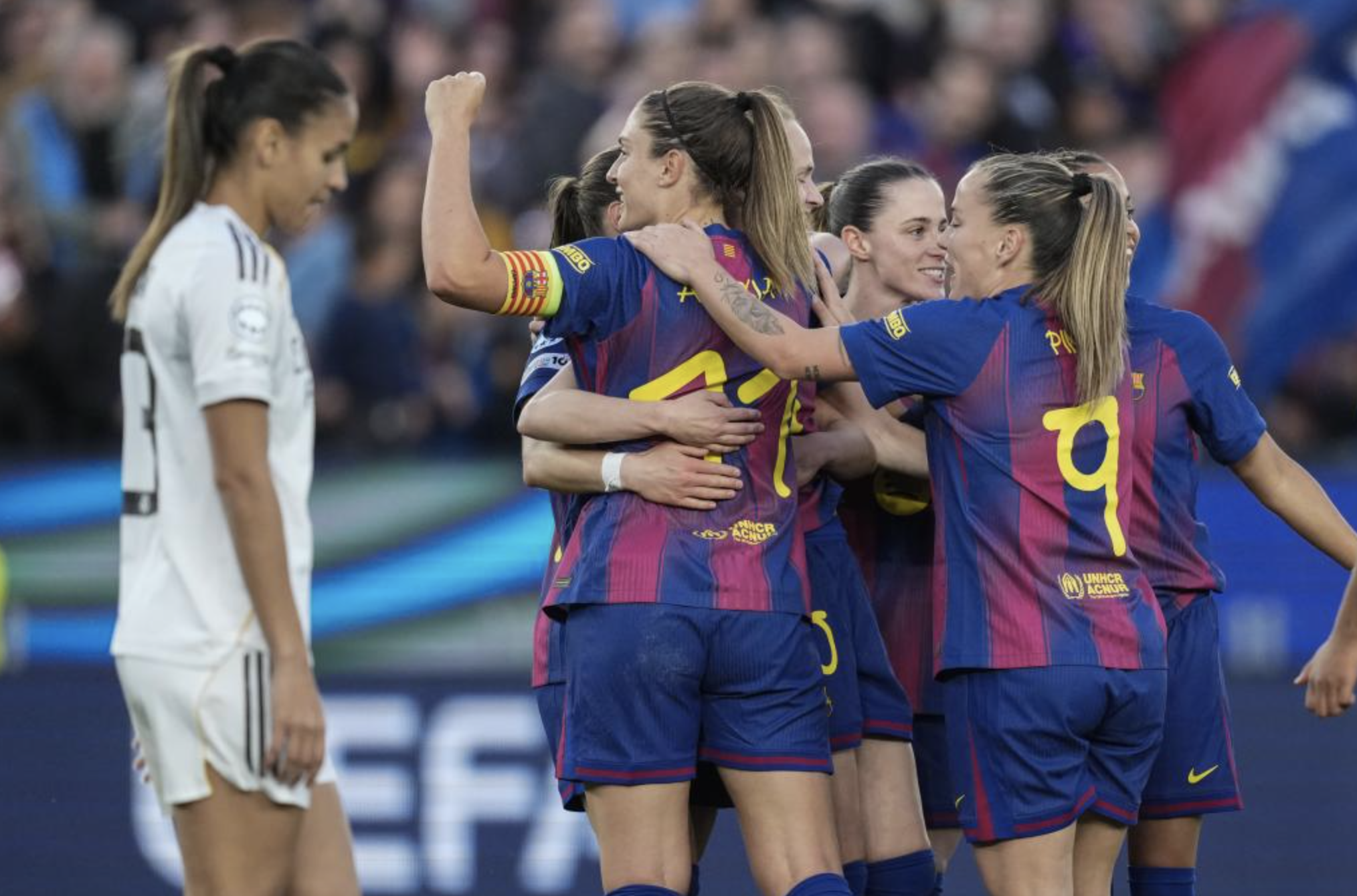 Putellas ra s&acirc;n lần thứ 500, Barcelona v&ugrave;i dập Real Madrid tứ kết Champions League nữ - Ảnh 4.