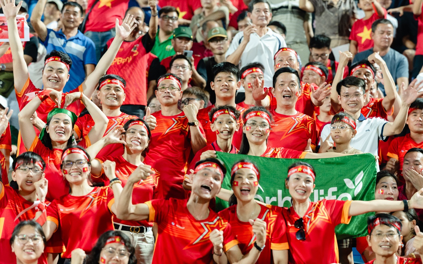 Herbalife và cộng đồng: Không chỉ cổ vũ, mà đồng hành cùng từng bước chạy của Đội tuyển Việt Nam