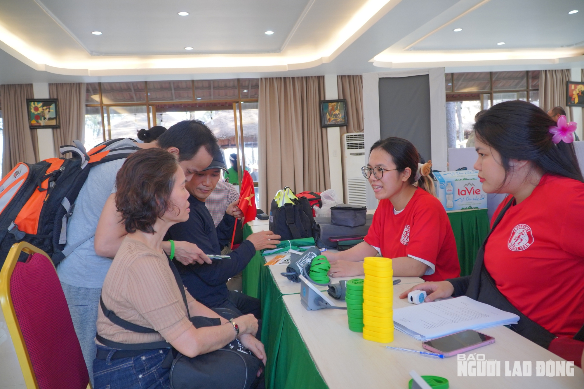 Gần 1000 người đã tham gia Giải đi bộ Green Family Walk Cần Giờ - Ảnh 6.