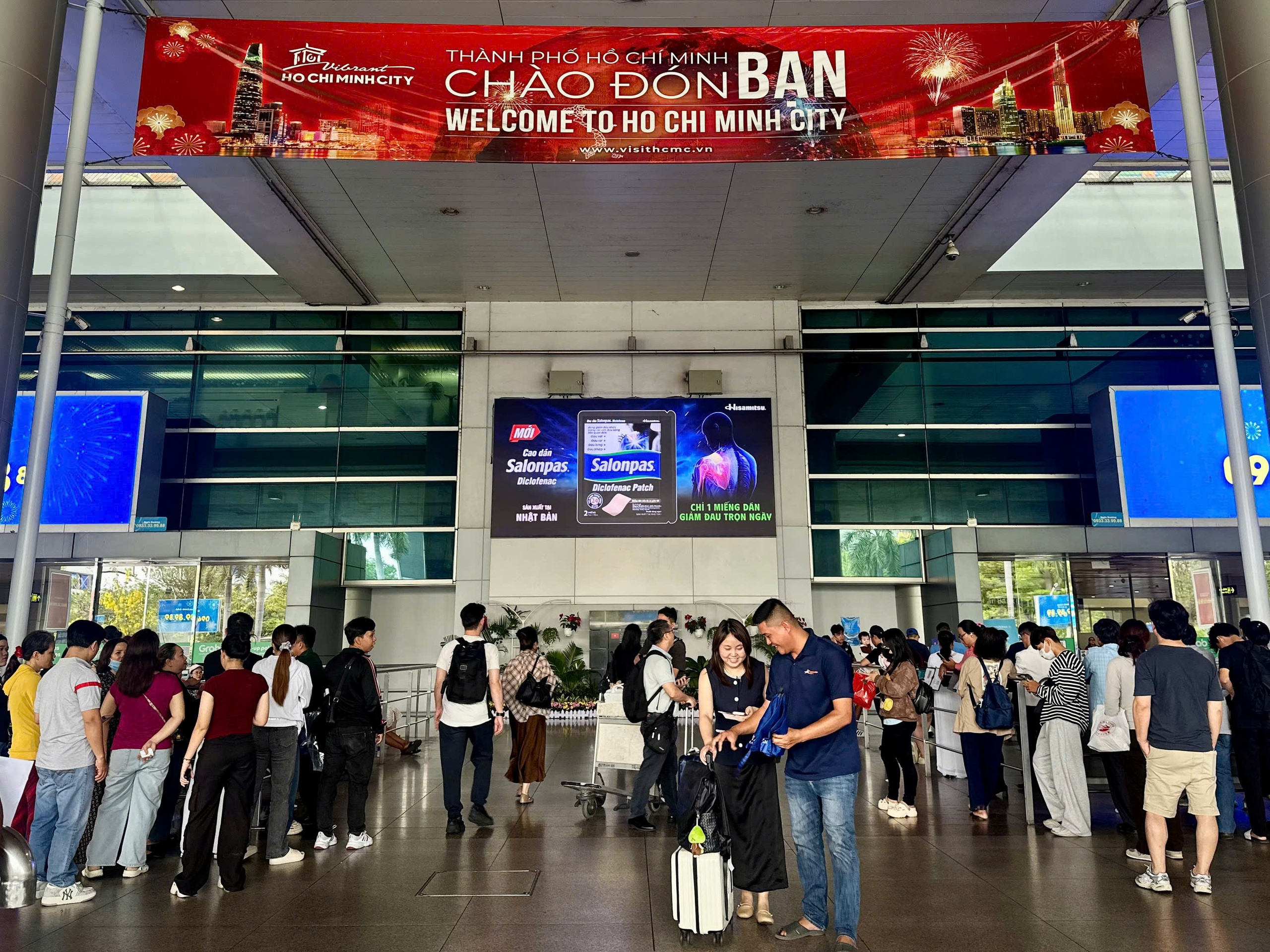 VIDEO: Người dân kỳ vọng gì vào sân bay Long Thành trước ngày hoạt động? - Ảnh 1.