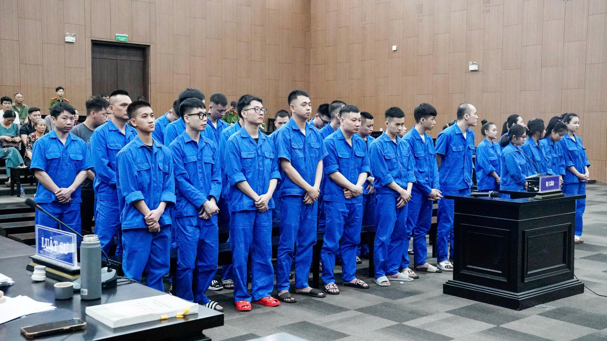 Cựu Phó chủ tịch phường lĩnh án 7 năm tù vì tổ chức sử dụng ma túy - Ảnh 2.