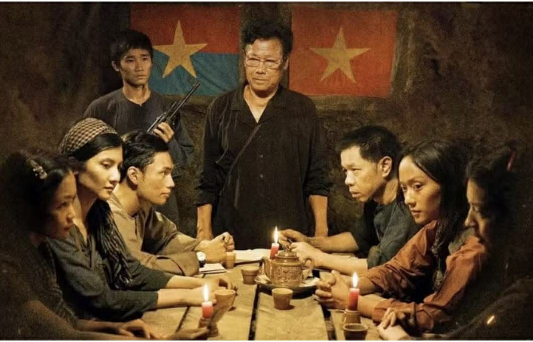 NSƯT Cao Minh x&uacute;c động khi "Địa đạo - Mặt trời trong b&oacute;ng tối" mở m&agrave;n đợt phim ch&agrave;o mừng 30-4 - Ảnh 1.
