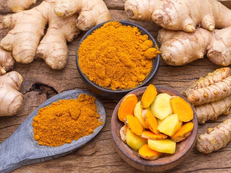 Mỹ ph&aacute;t hiện c&ocirc;ng dụng y khoa mới của nghệ v&agrave; gừng - Ảnh 1.