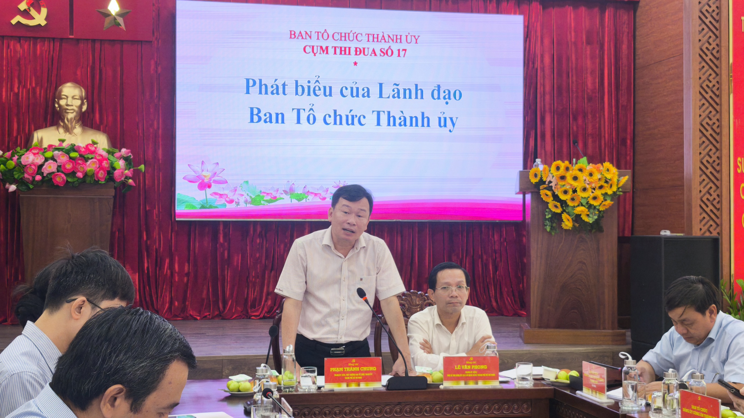 TPHCM: Siết chặt kỷ cương, đổi mới thi đua trong ng&agrave;nh Tổ chức X&acirc;y dựng Đảng - Ảnh 3.
