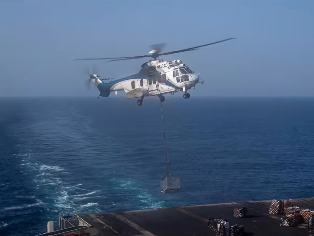 &ldquo;Cửa&rdquo; đ&agrave;m ph&aacute;n Mỹ - Iran đ&oacute;ng sập, Mỹ huy động t&agrave;u s&acirc;n bay phong tỏa cảng Iran - Ảnh 1.