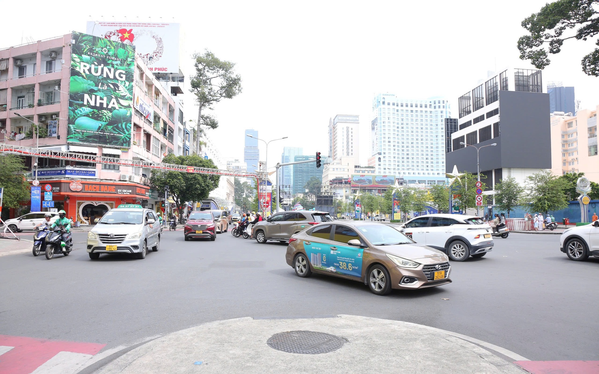 Loạt tuyến đường ở TPHCM được điều chỉnh giao thông trong 6 ngày
