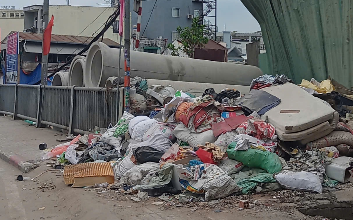 Tức mắt