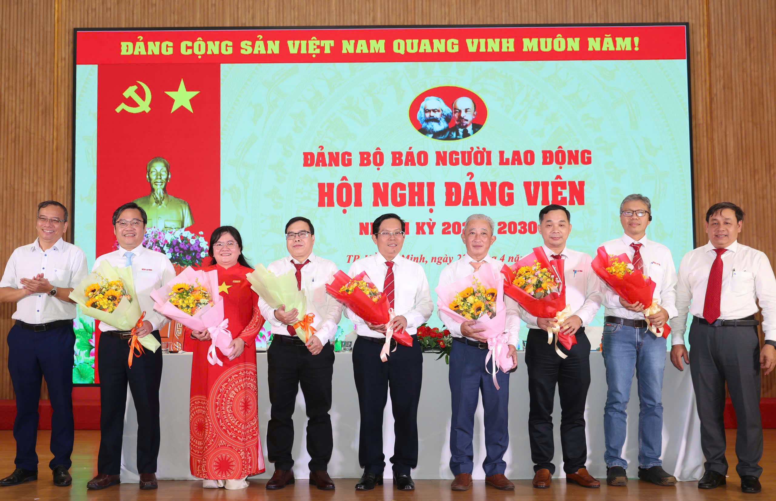 &Ocirc;ng T&ocirc; Đ&igrave;nh Tu&acirc;n tiếp tục l&agrave;m B&iacute; thư Đảng ủy B&aacute;o Người Lao Động nhiệm kỳ 2025 - 2030 - Ảnh 3.