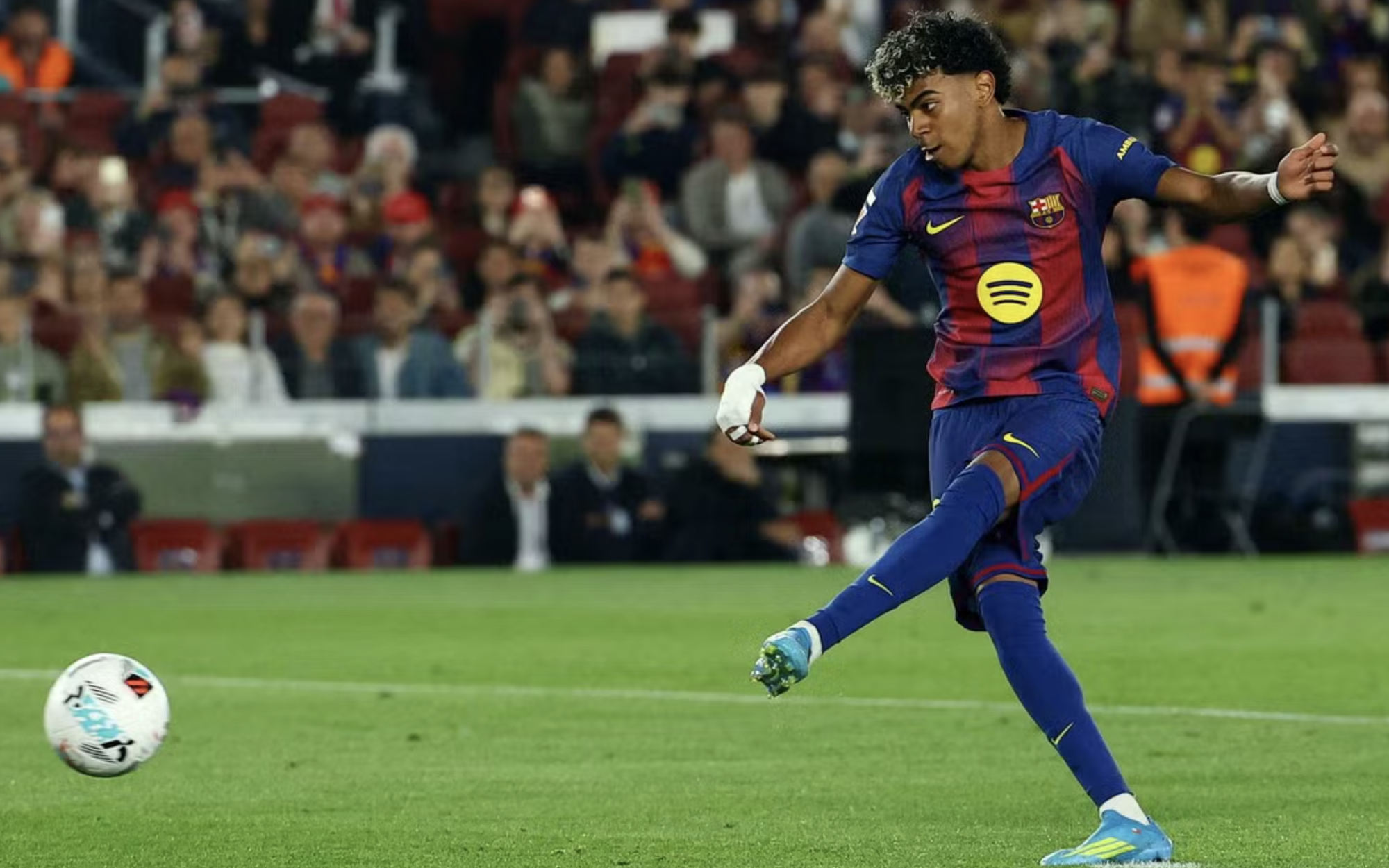 Yamal lập công, Barcelona tiến sát ngôi vương La Liga