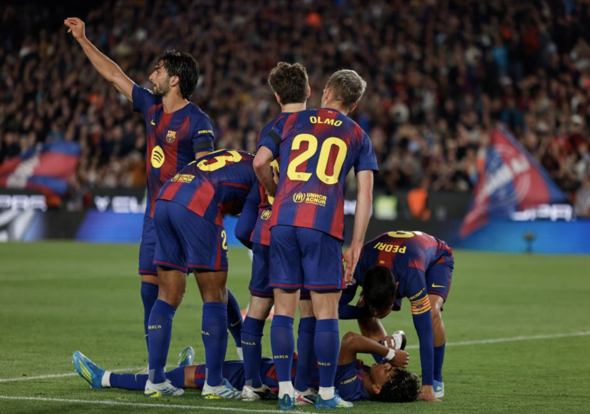 Yamal lập công, Barcelona tiến sát ngôi vương La Liga - Ảnh 2.