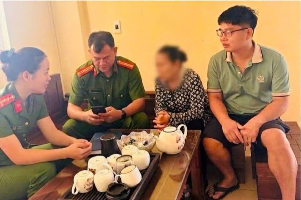 Người phụ nữ 64 tuổi su&yacute;t mất 5.000 USD v&igrave; tin lời &ldquo;người y&ecirc;u&rdquo; qua mạng - Ảnh 1.