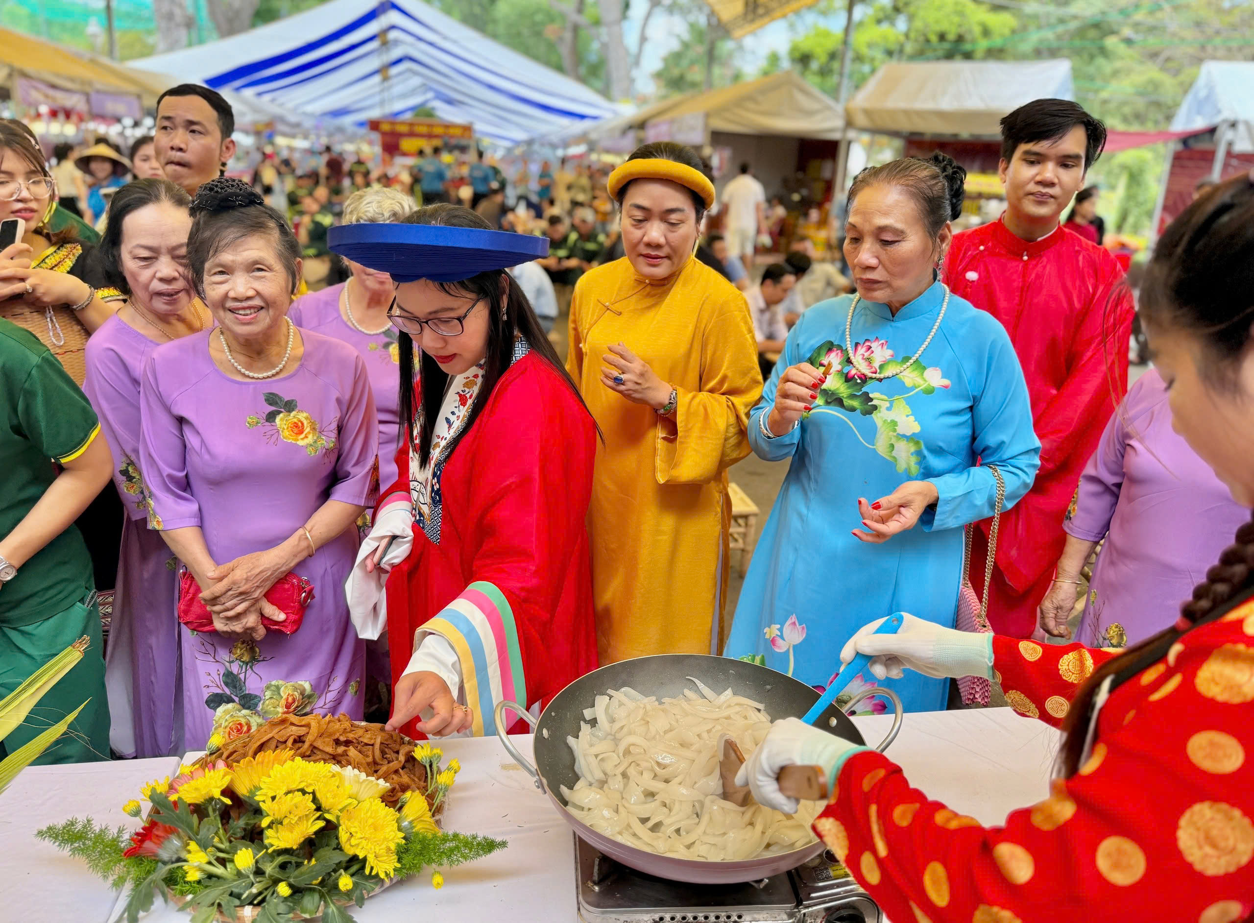 Những địa điểm trốn nóng tại TPHCM dịp Giỗ Tổ Hùng Vương, lễ 30-4 và 1-5 - Ảnh 3.
