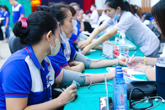 Dân số và bài toán nguồn nhân lực quốc gia (*): Vai trò kép của người lao động - Ảnh 1.