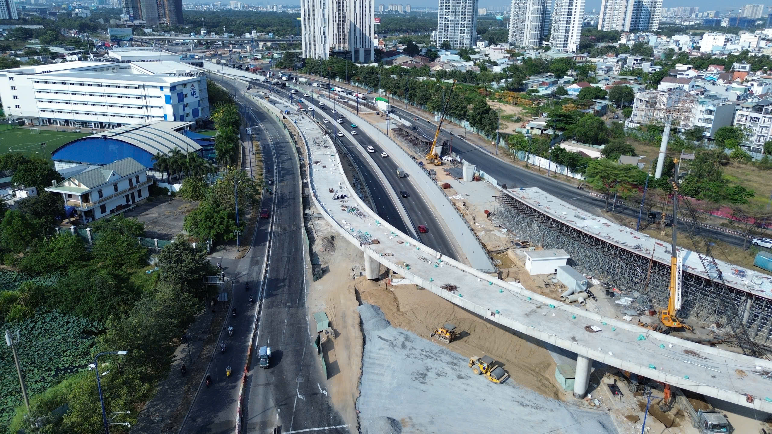Hạng mục lớn thứ 4 n&uacute;t giao An Ph&uacute; về đ&iacute;ch dịp 30-4 - Ảnh 2.