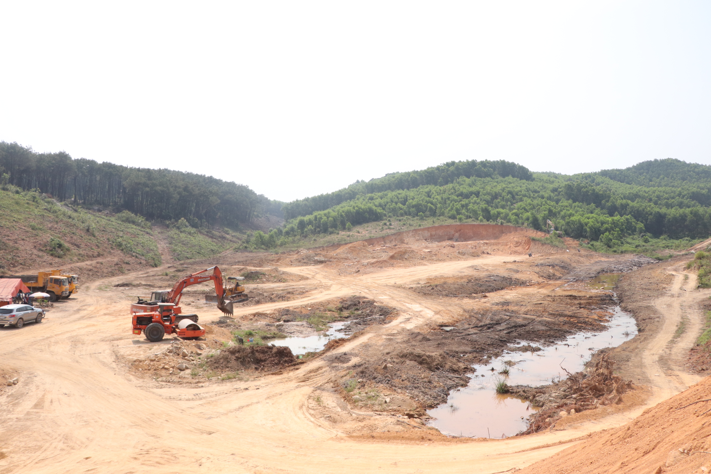 Lãnh đạo Đà Nẵng: Cần sự chia sẻ, hy sinh lợi ích của người dân gần khu xử lý rác - Ảnh 3.