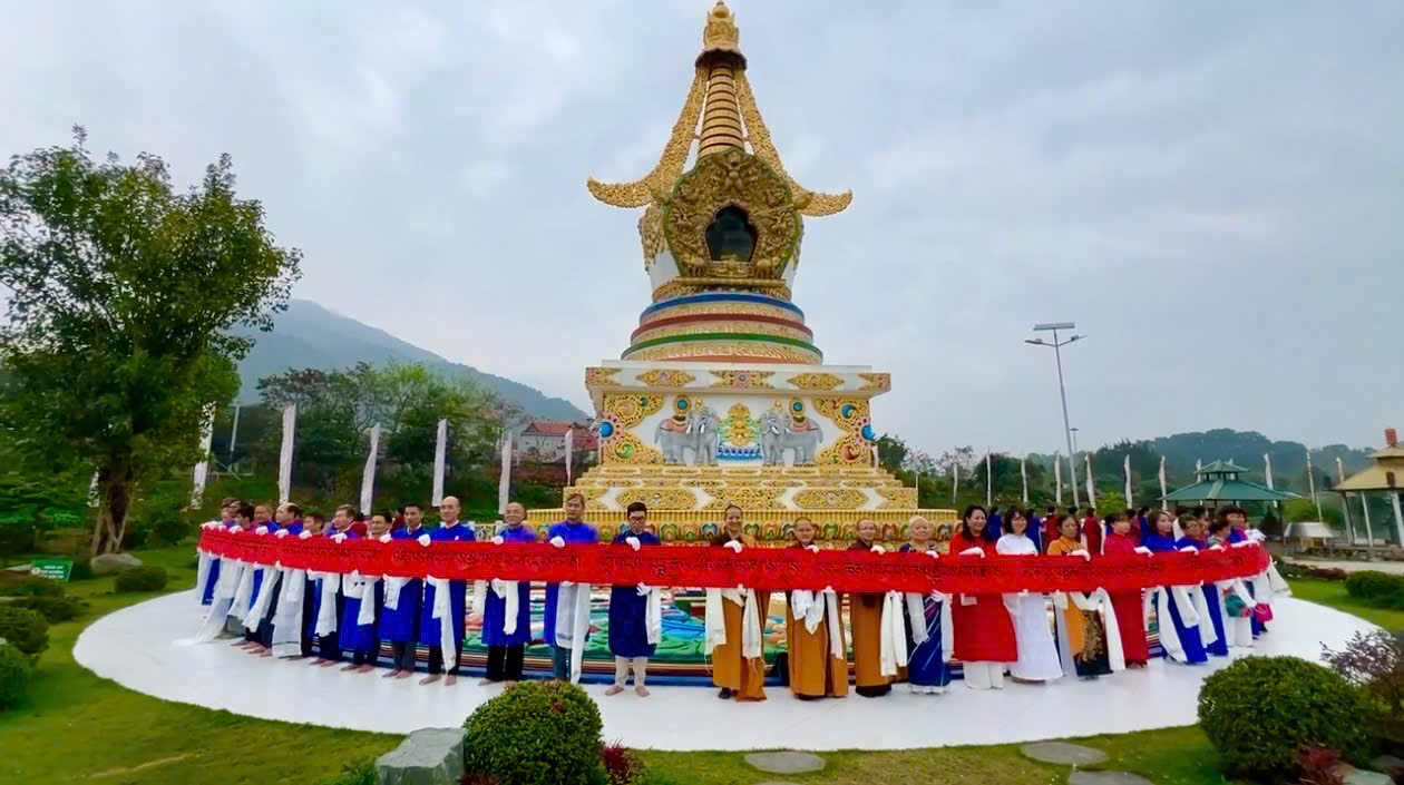 Khai mở cuộn thư ph&aacute;p Đại Bi Quan &Acirc;m 200 m&eacute;t tại Ph&uacute; Thọ năm 2026 - Ảnh 3.