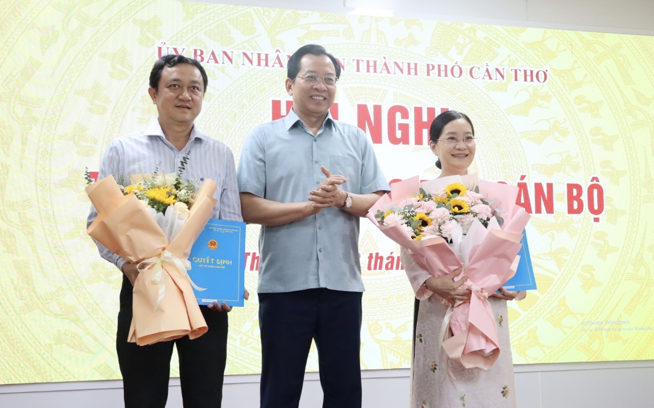 Cần Thơ bổ nhiệm, điều động 2 nhân sự lãnh đạo 