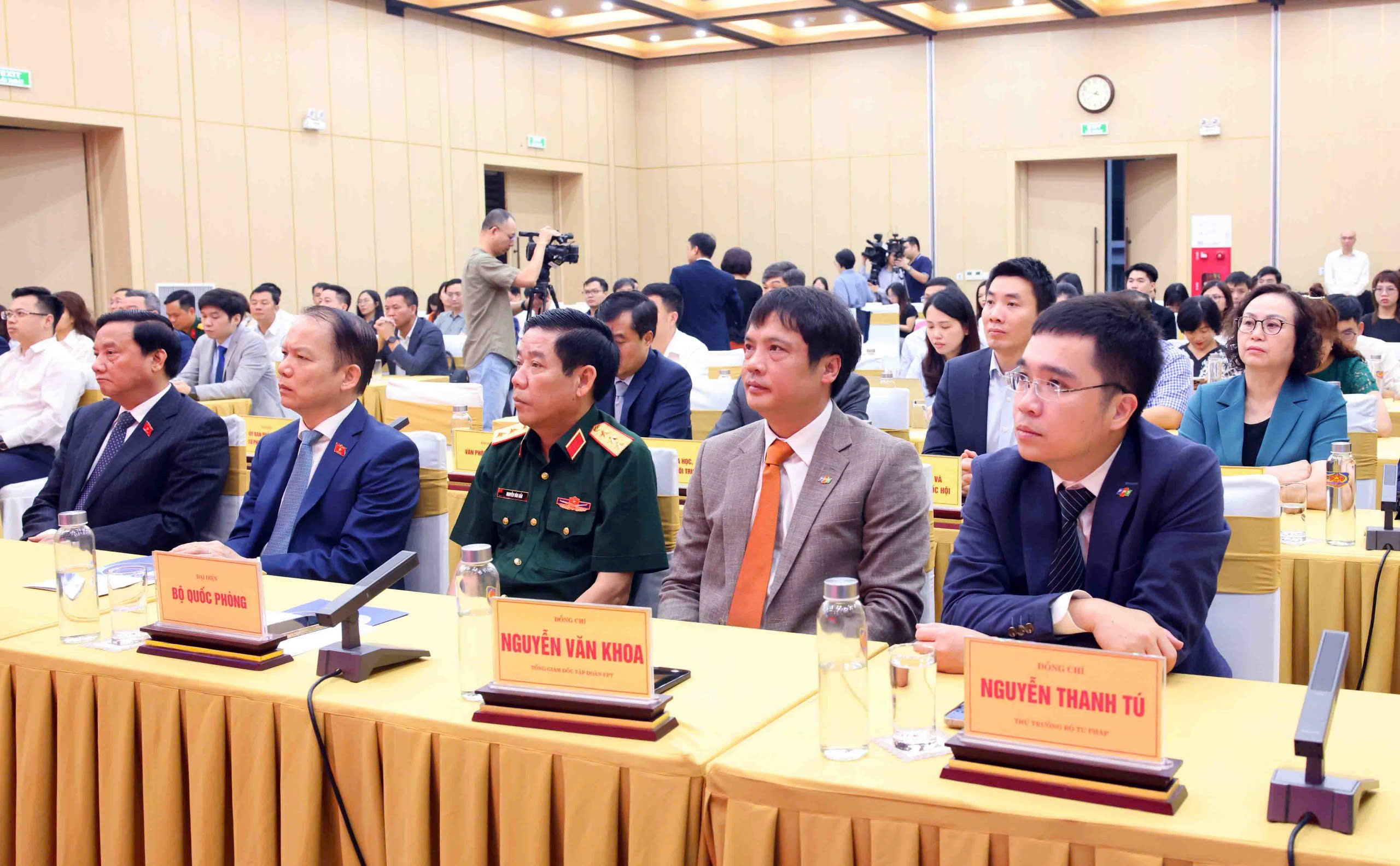 Khai trương Cơ sở dữ liệu quốc gia về ph&aacute;p luật phi&ecirc;n bản mới, lần đầu ứng dụng AI  - Ảnh 1.