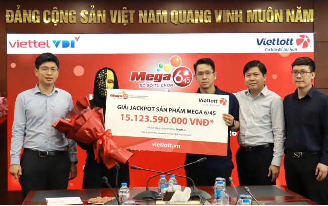 Chọn mua v&eacute; số Vietlott theo phong thủy, một người ở Nghệ An tr&uacute;ng giải Jackpot - Ảnh 1.
