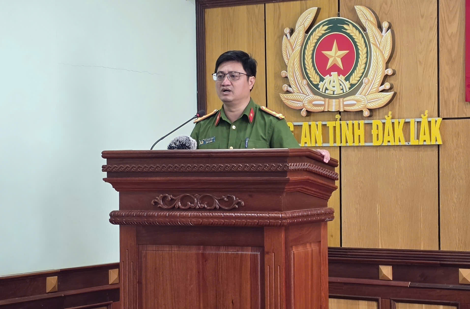 Triệt ph&aacute; đường d&acirc;y ma t&uacute;y Đắk Lắk thu giữ gần 20kg v&agrave; 1 khẩu s&uacute;ng - Ảnh 3.