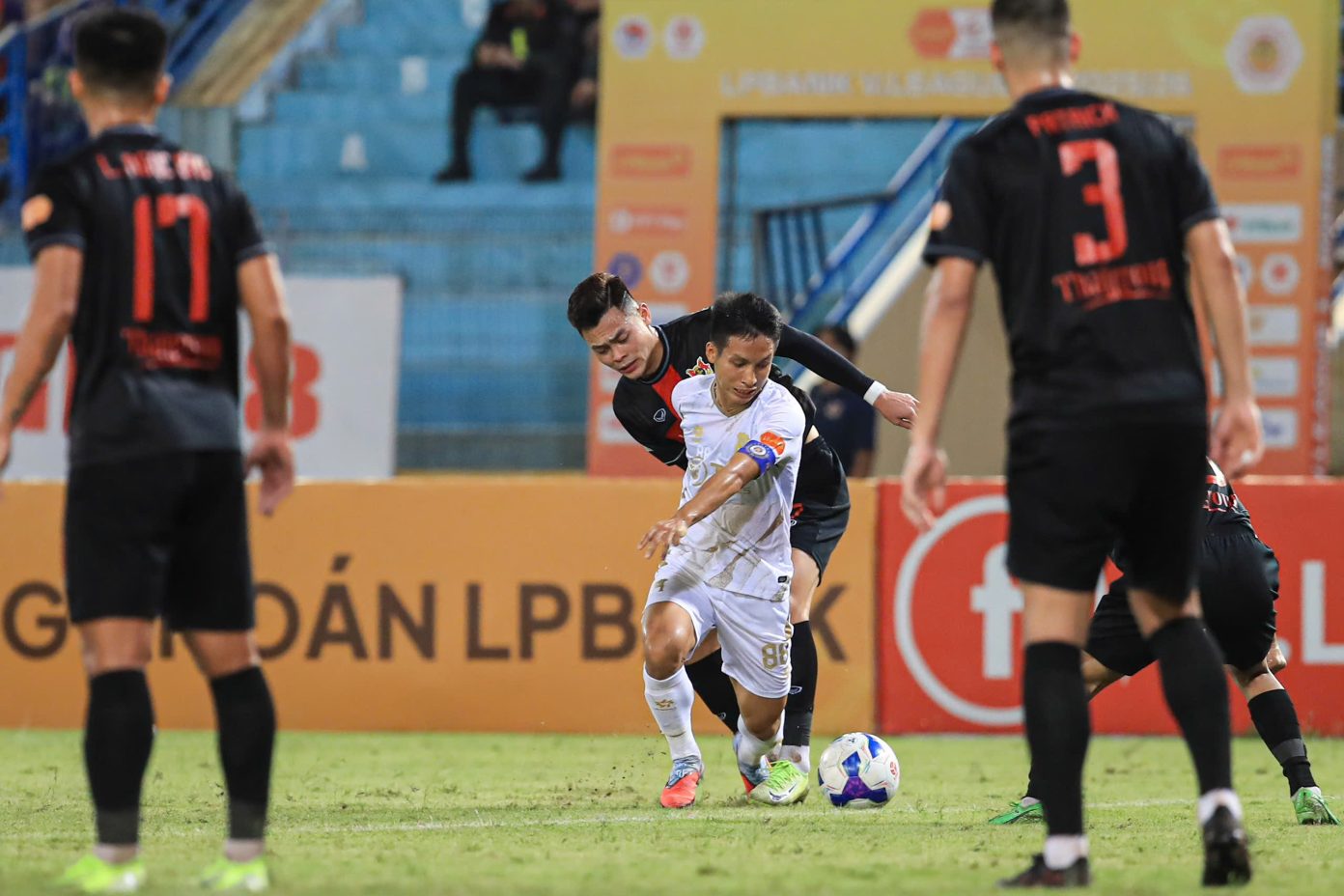 Ninh Bình FC chạm trán Hà Nội FC: Đại chiến vì tốp 3 - Ảnh 5.