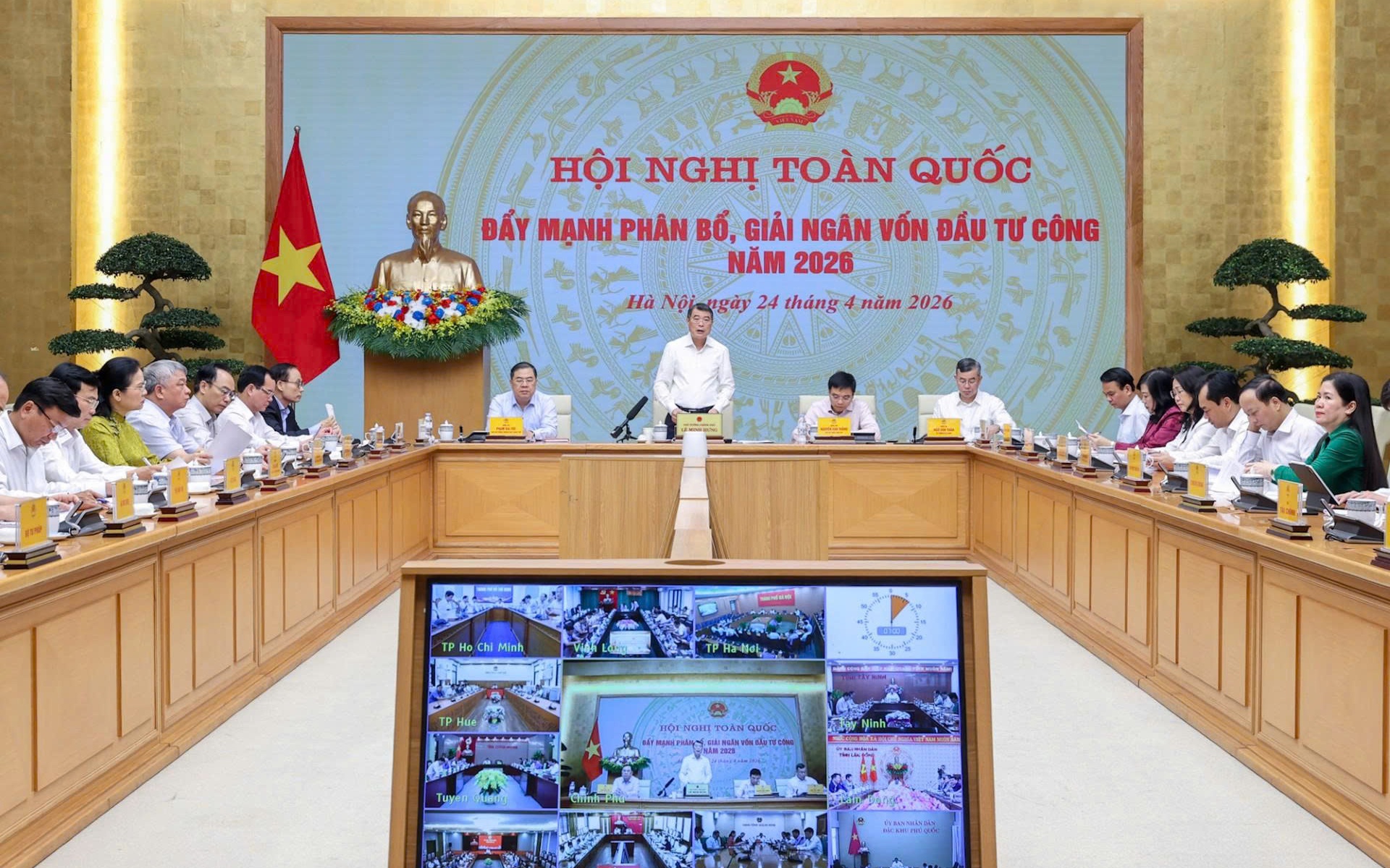 TPHCM &aacute;p &ldquo;6 r&otilde;&rdquo;, y&ecirc;u cầu tăng tốc giải ng&acirc;n đầu tư c&ocirc;ng - Ảnh 2.