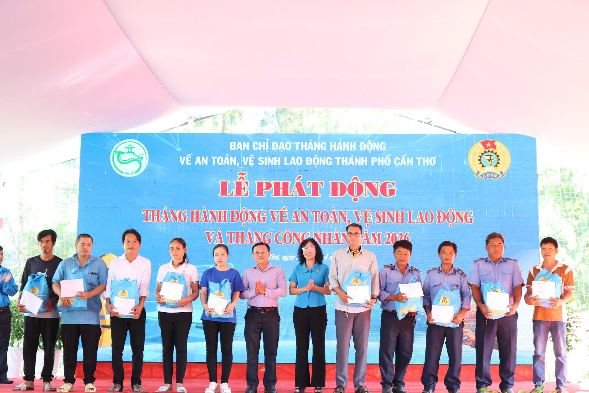Nhiều hoạt động chăm lo trong Tháng Công nhân tại Cần Thơ - Ảnh 6.